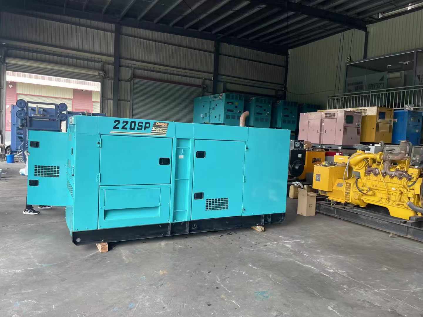 临川800kW 柴油发电机的输出电流波动范围是多少?